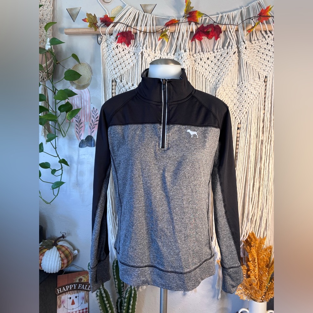 Victoria's Secret Black and Gray Zip-Up Sweater